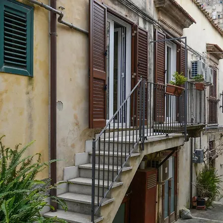 Pet Friendly In With Wifi Holiday home Modica